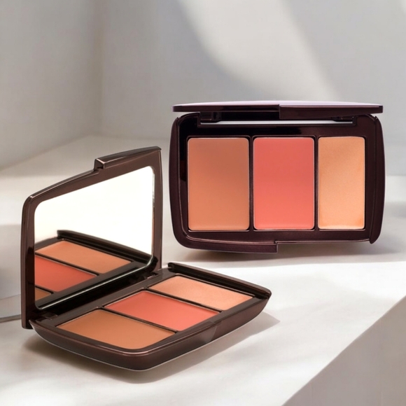Hourglass | Illume Sheer Color Trio | Sunset - Picture 1 of 3